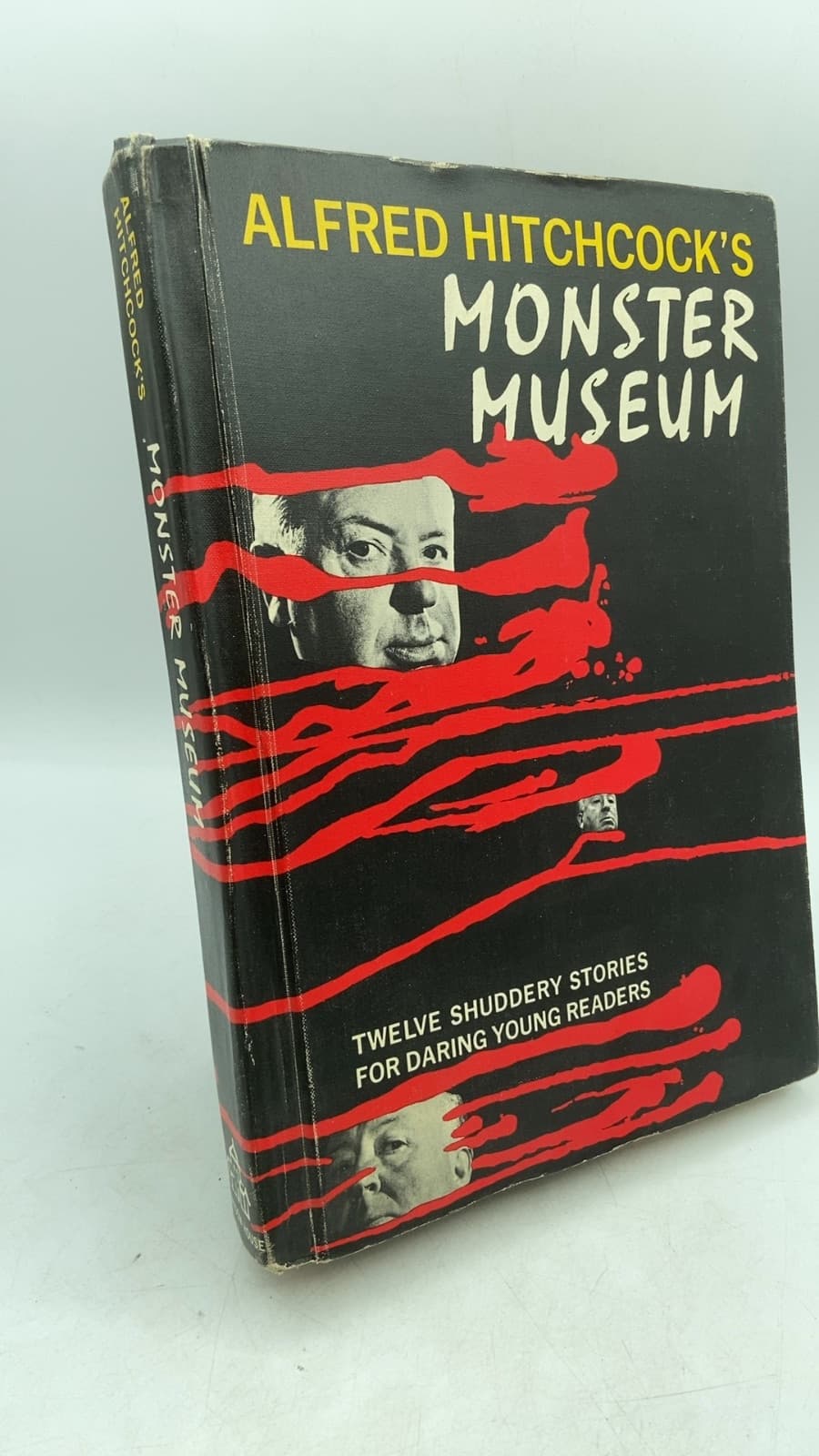 Alfred Hitchcock's Monster Museum by Robert Arthur (acknowledged for assistance) - front cover