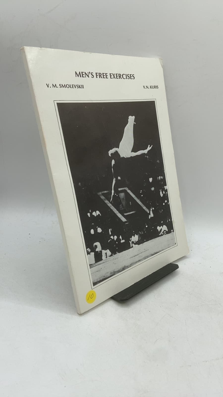 Men's Free Exercises by V. M. Smolevskii, V. N. Kuris - front cover