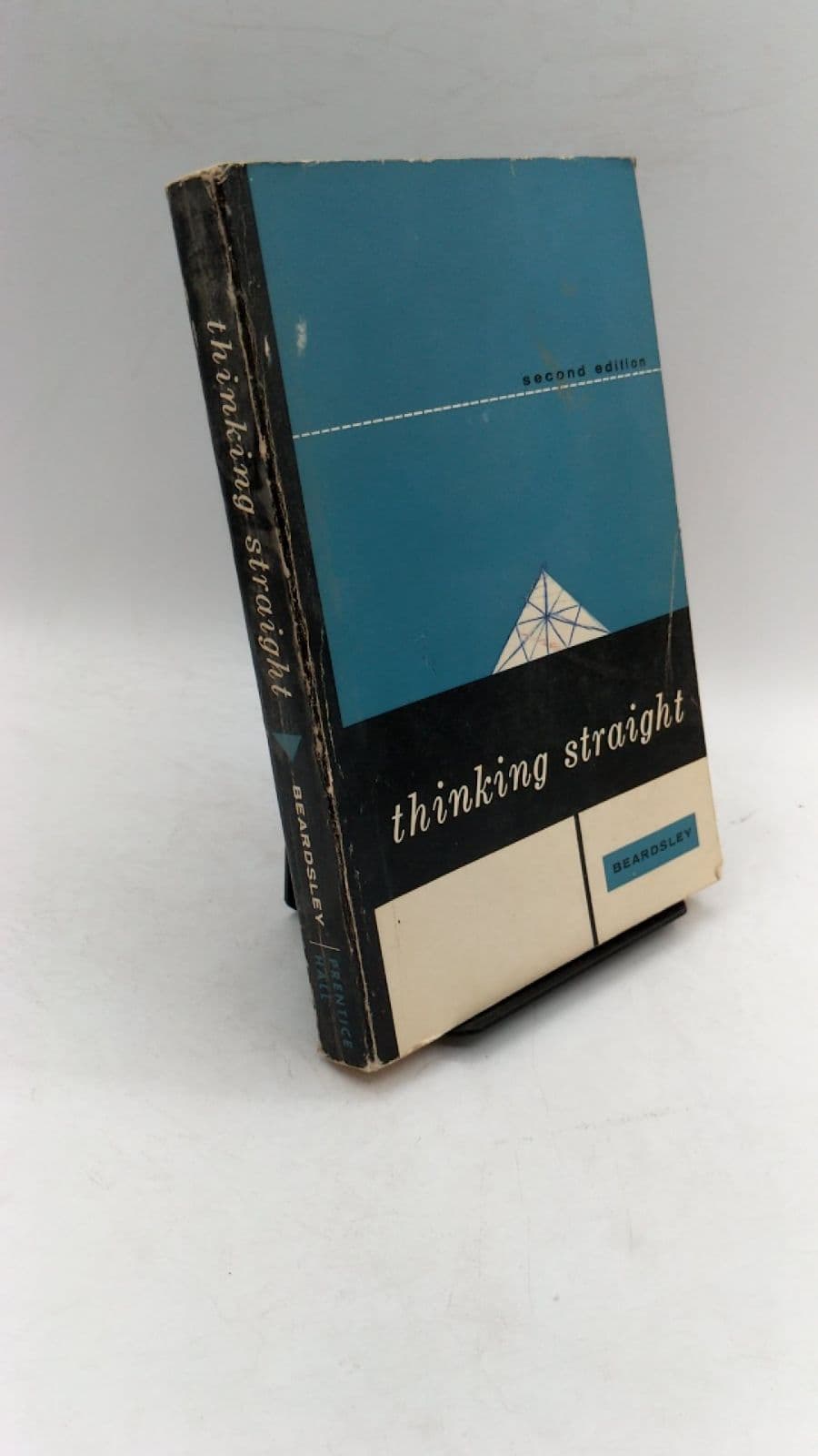 Thinking Straight: Principles of Reasoning for Readers and Writers by Monroe C. Beardsley - front cover