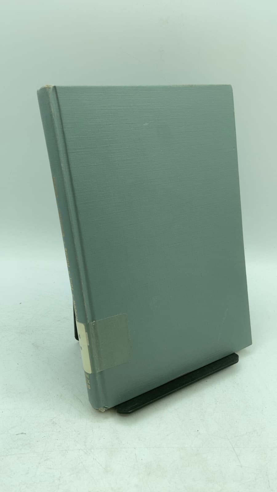 The Layman's Bible Commentary by Jacob M. Myers - front cover