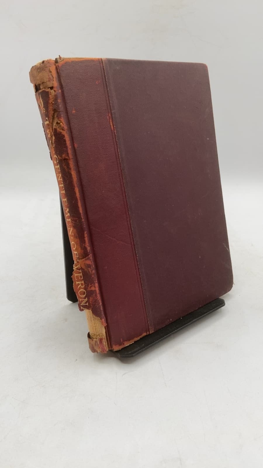 Two Gentlemen of Verona by William Shakespeare - front cover