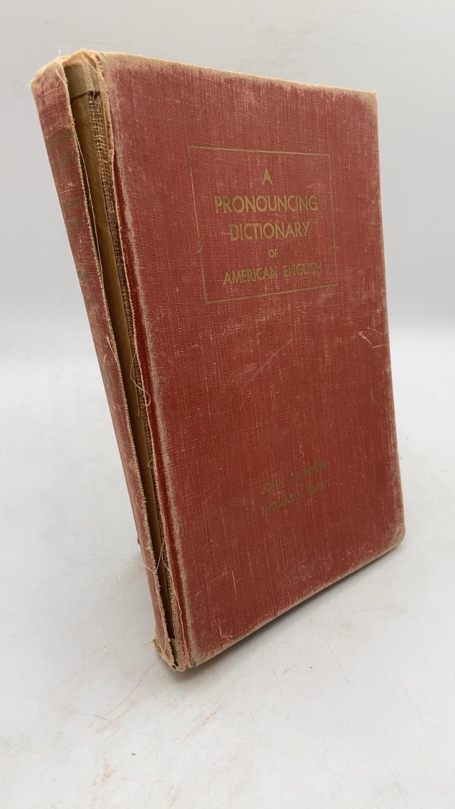 A Pronouncing Dictionary of American English by John Samuel Kenyon, Thomas Albert Knott - front cover