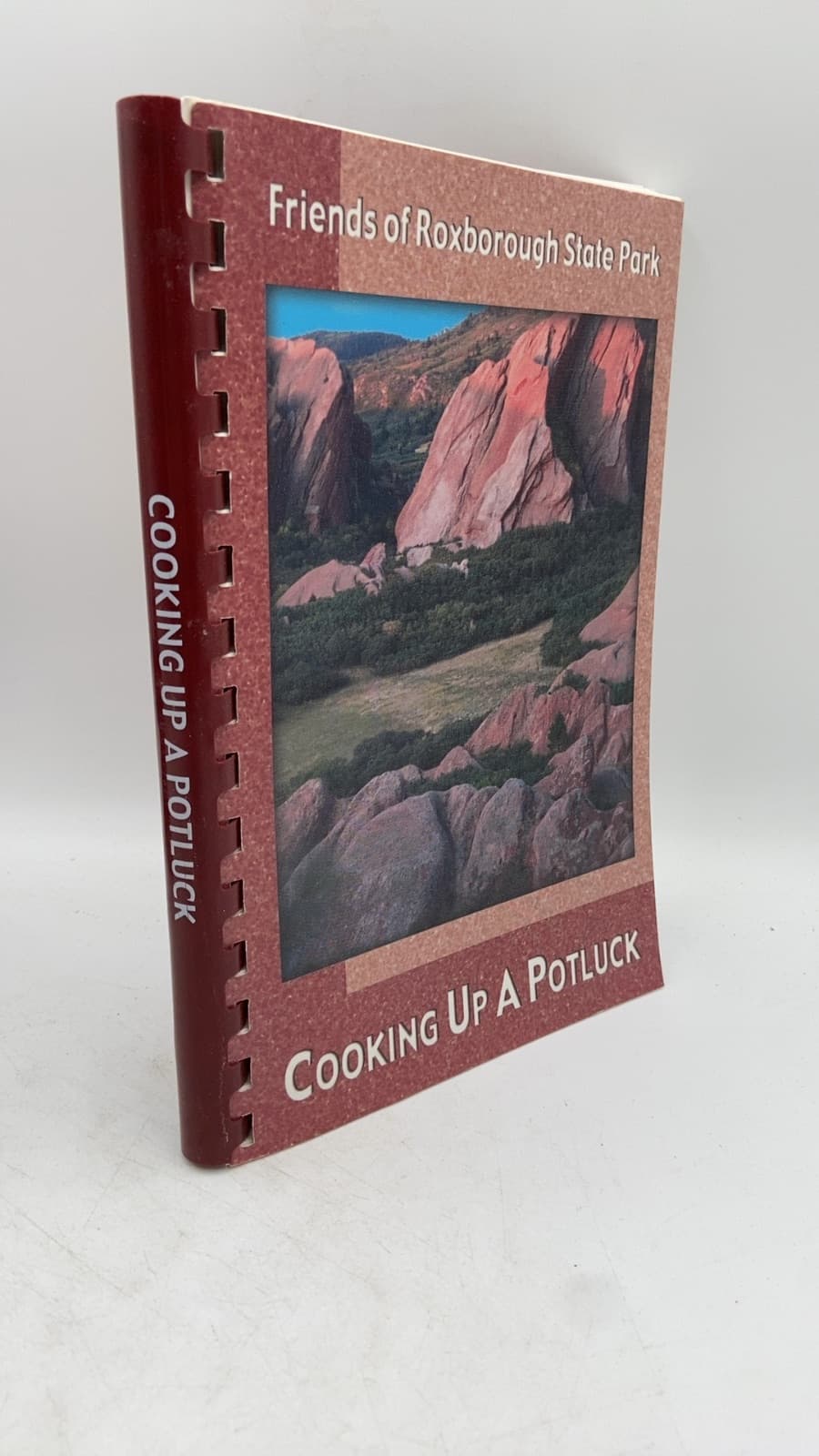 Cooking Up a Potluck by The Friends of Roxborough State Park - front cover