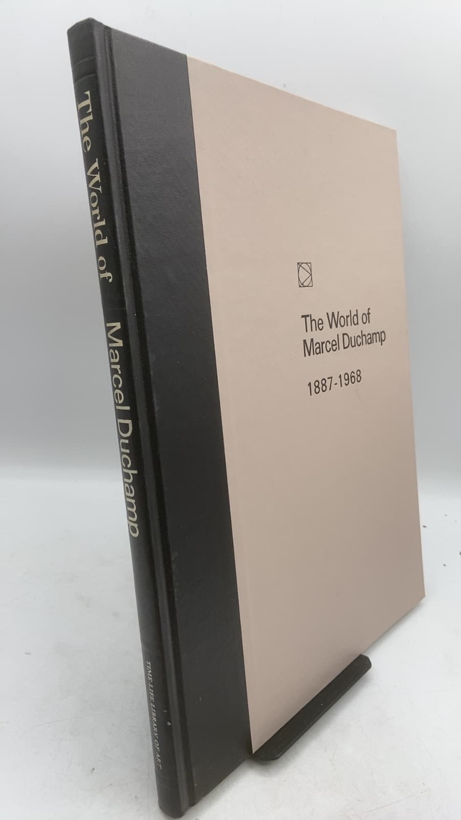 The World of Marcel Duchamp 1887-1968 by Calvin Tomkins and the Editors of Time-Life Books - front cover