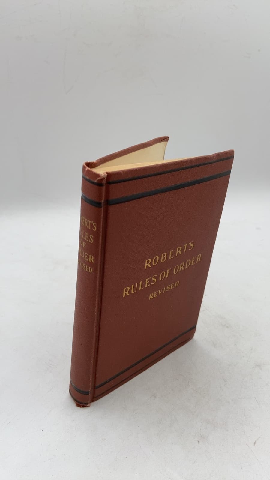 Robert's Rules of Order Revised by General Henry M. Robert - front cover