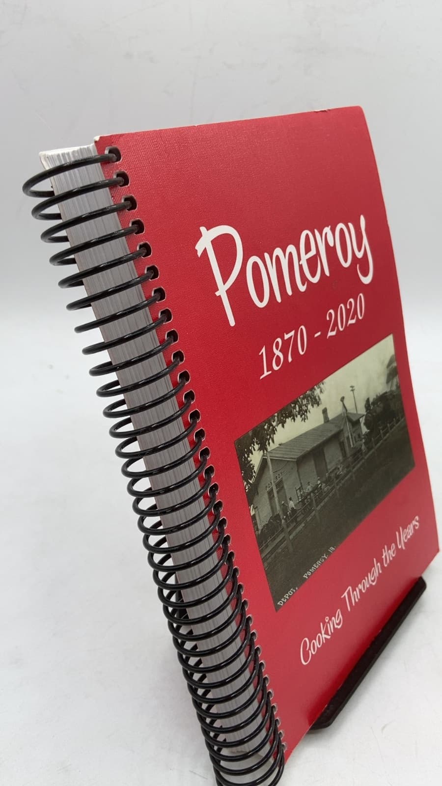 Pomeroy's Sesquicentennial Cookbook 1870-2020 by Current and Former Pomeroy Residents - front cover