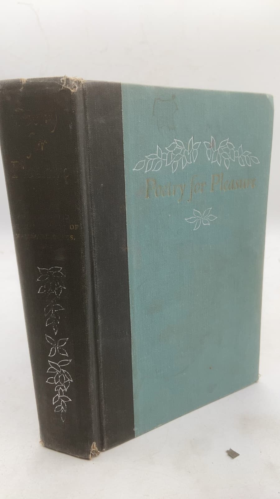 Poetry for Pleasure: The Hallmark Book of Poetry by The Editors of Hallmark Cards, Inc. - front cover