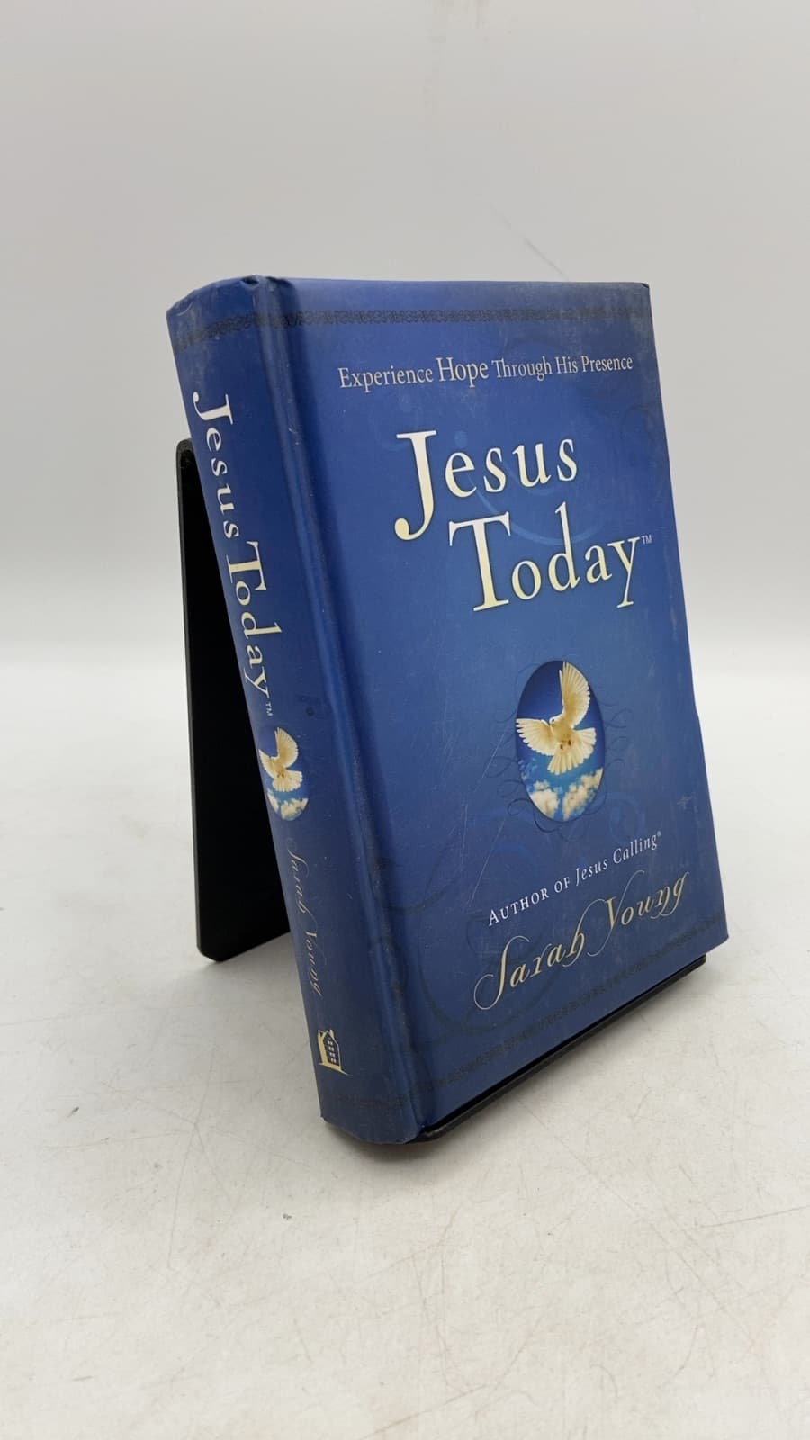 Jesus Today by Sarah Young - front cover