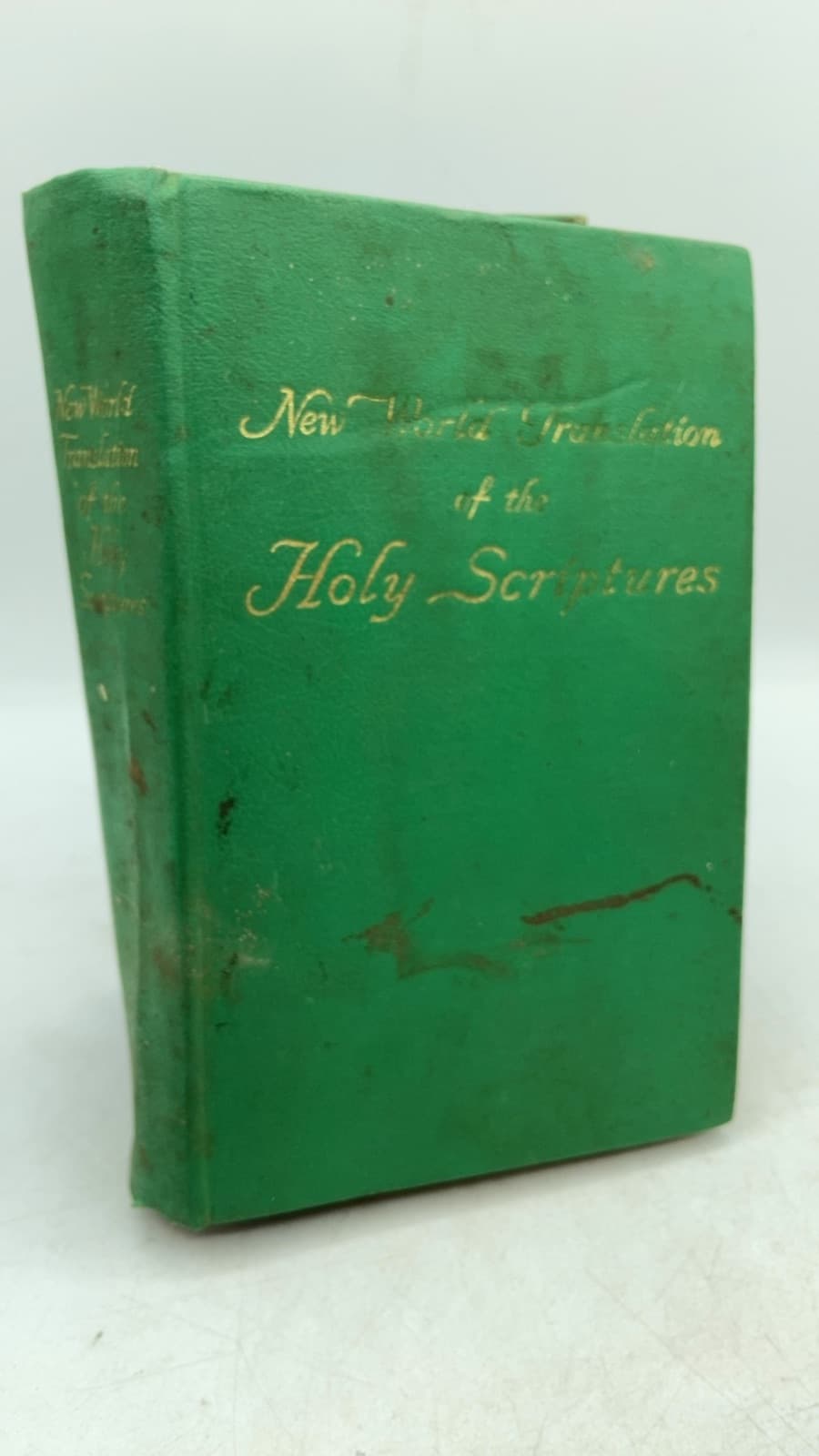 New World Translation of the Holy Scriptures by New World Bible Translation Committee - front cover