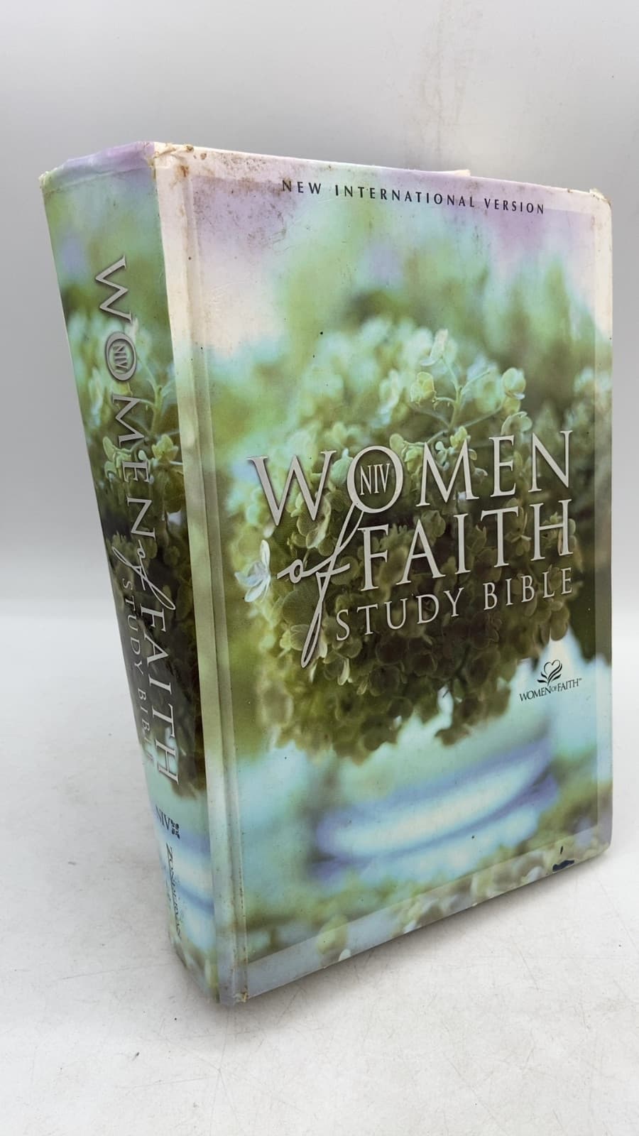 NIV Women of Faith Study Bible by Jean E. Syswerda (General Editor) - front cover