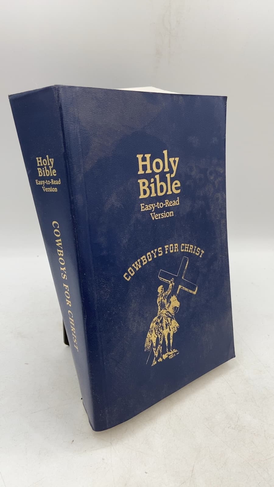 Holy Bible: Easy-to-Read Version - front cover
