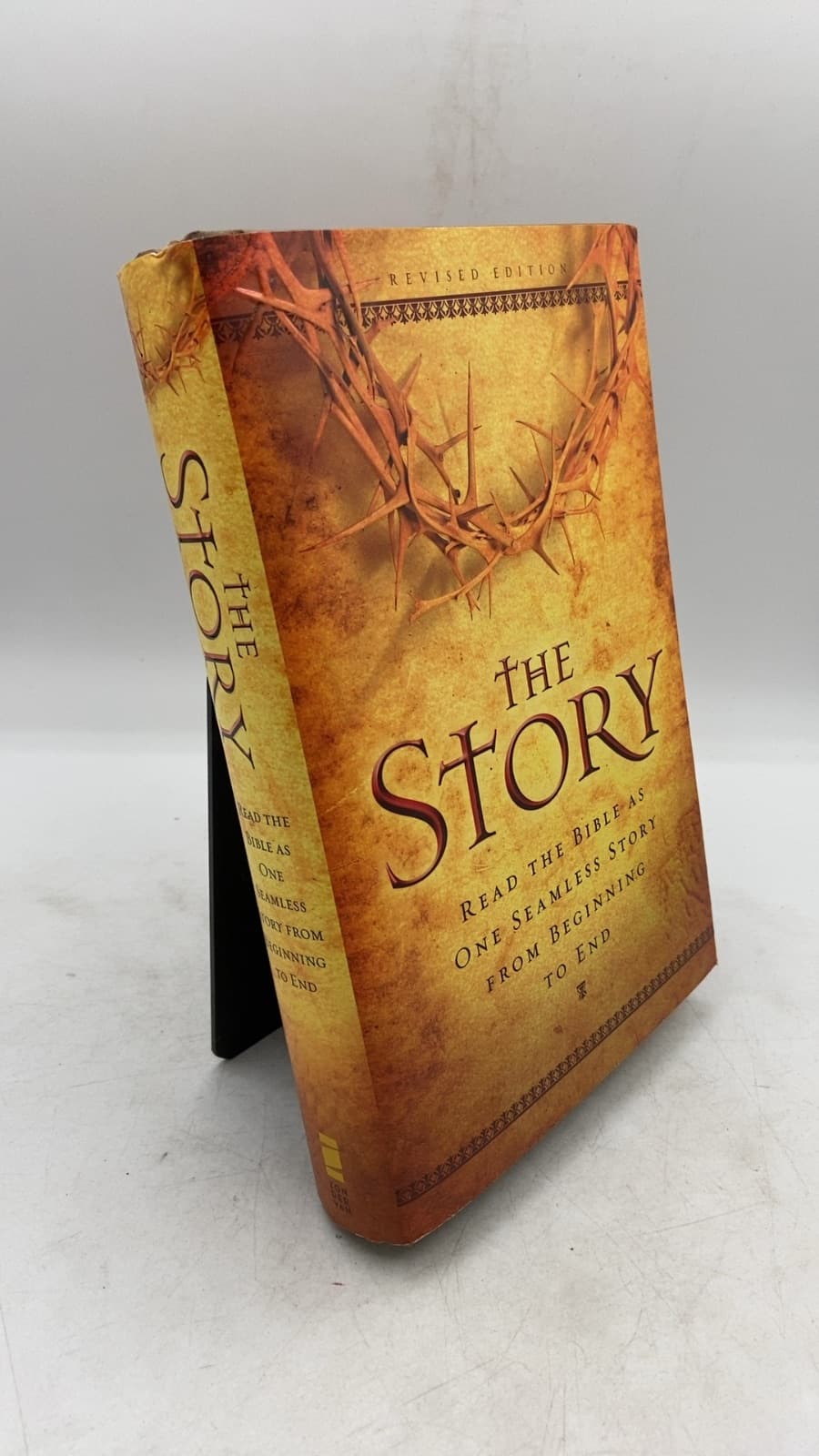 The Story: Read the Bible as One Seamless Story from Beginning to End - front cover