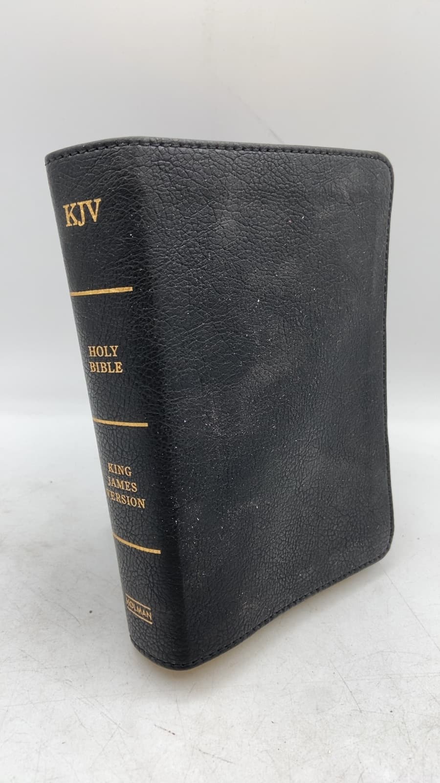 Holy Bible: THE OLD AND NEW Testaments - front cover