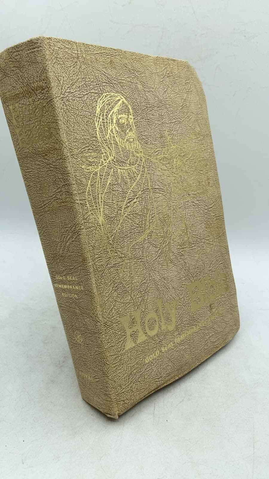 The Holy Bible: Gold Seal Remembrance Edition - front cover