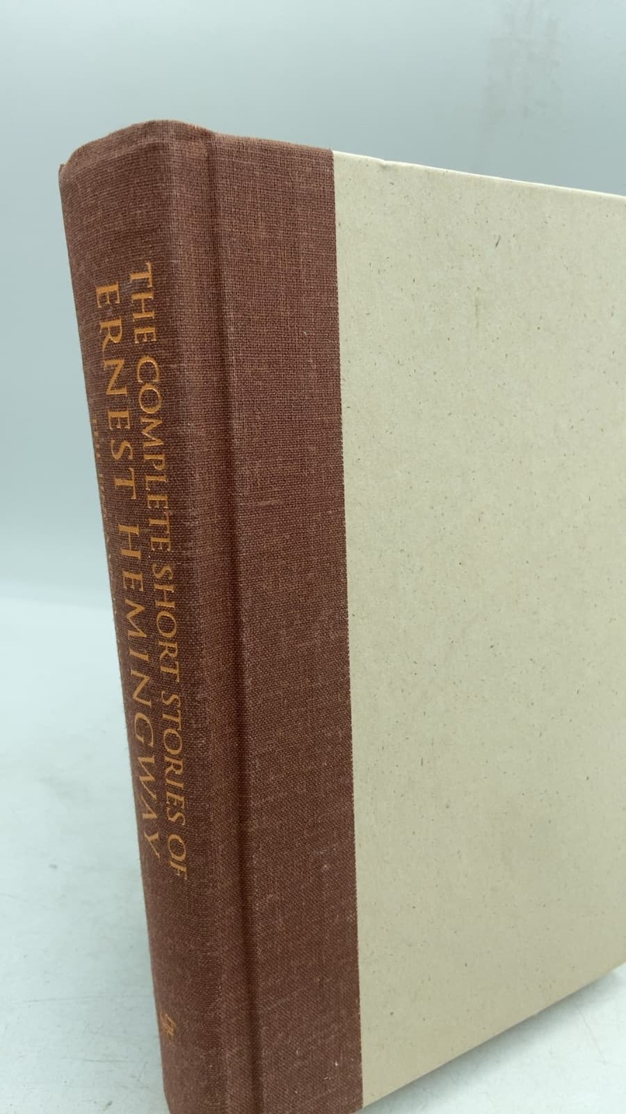The Complete Short Stories of Ernest Hemingway: The Finca Vigía Edition by Ernest Hemingway - front cover