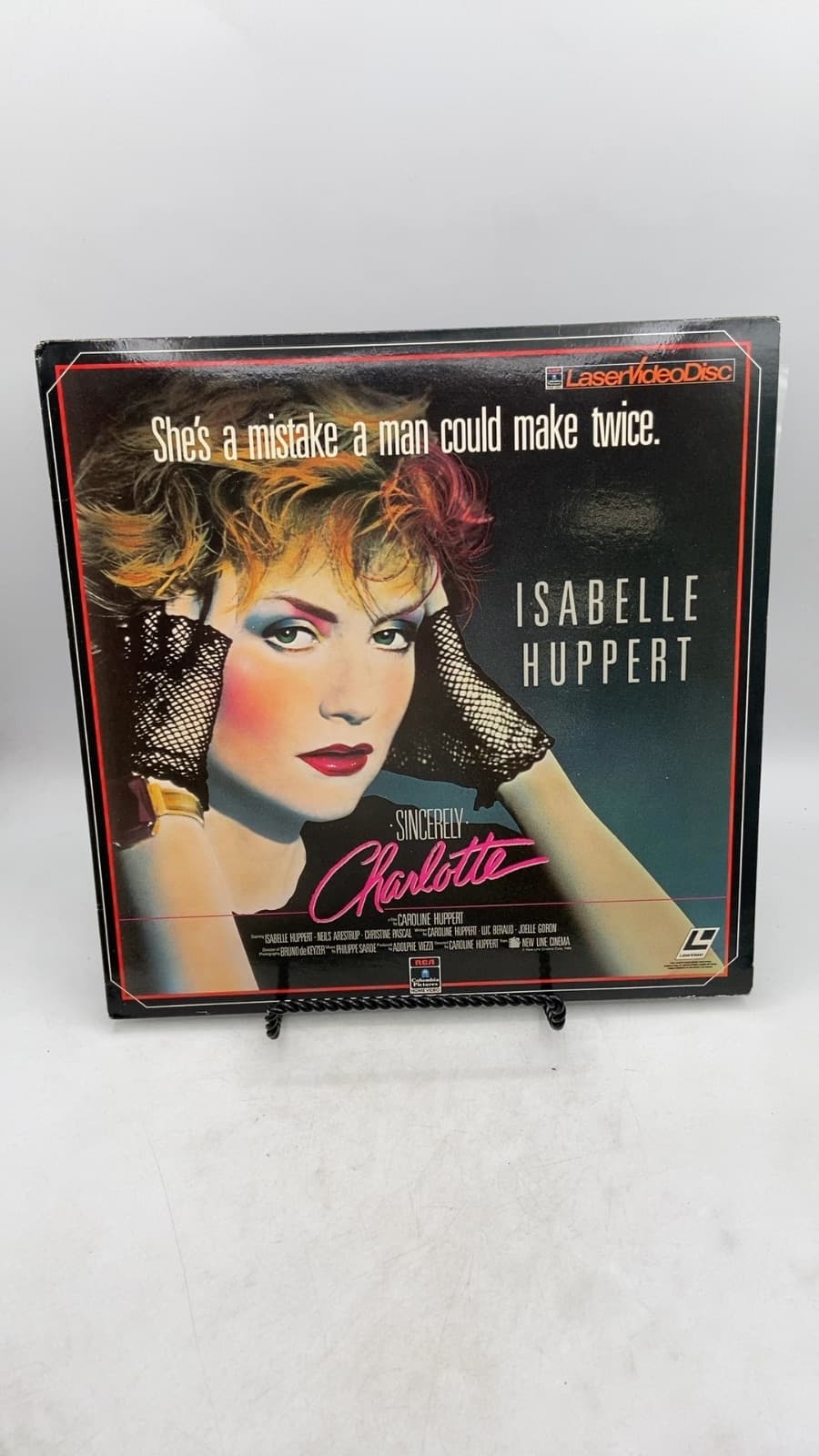 Sincerely Charlotte by Caroline Huppert - front cover