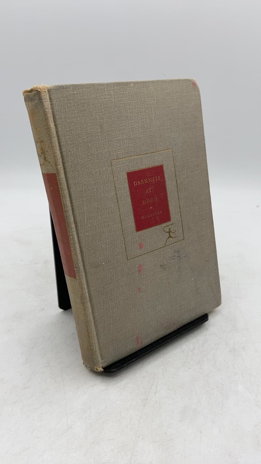 Darkness AT Noon by Arthur Koestler - front cover