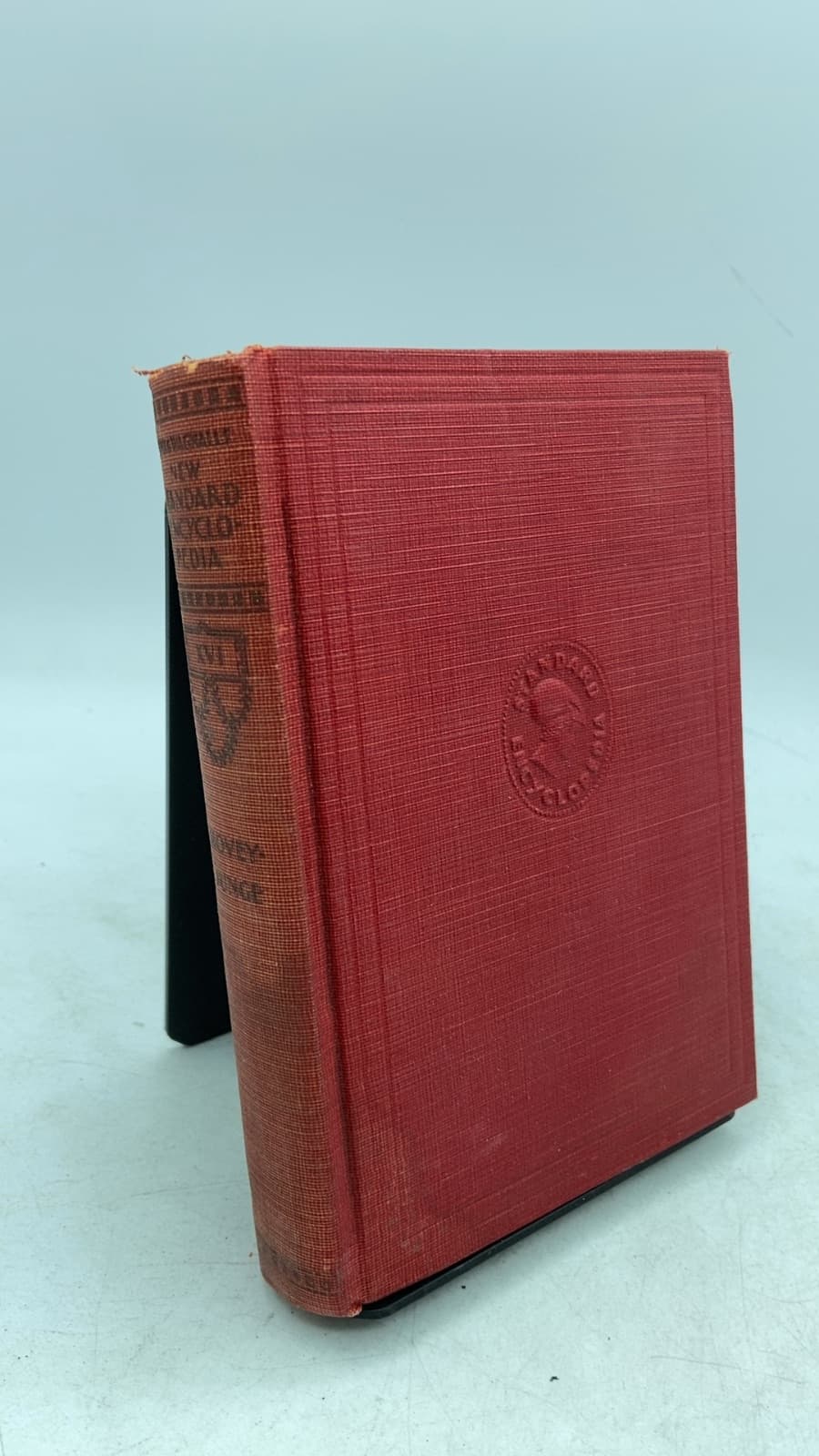 Volume XVI New Standard Encyclopedia of Universal Knowledge by Frank H. Vizetelly - front cover