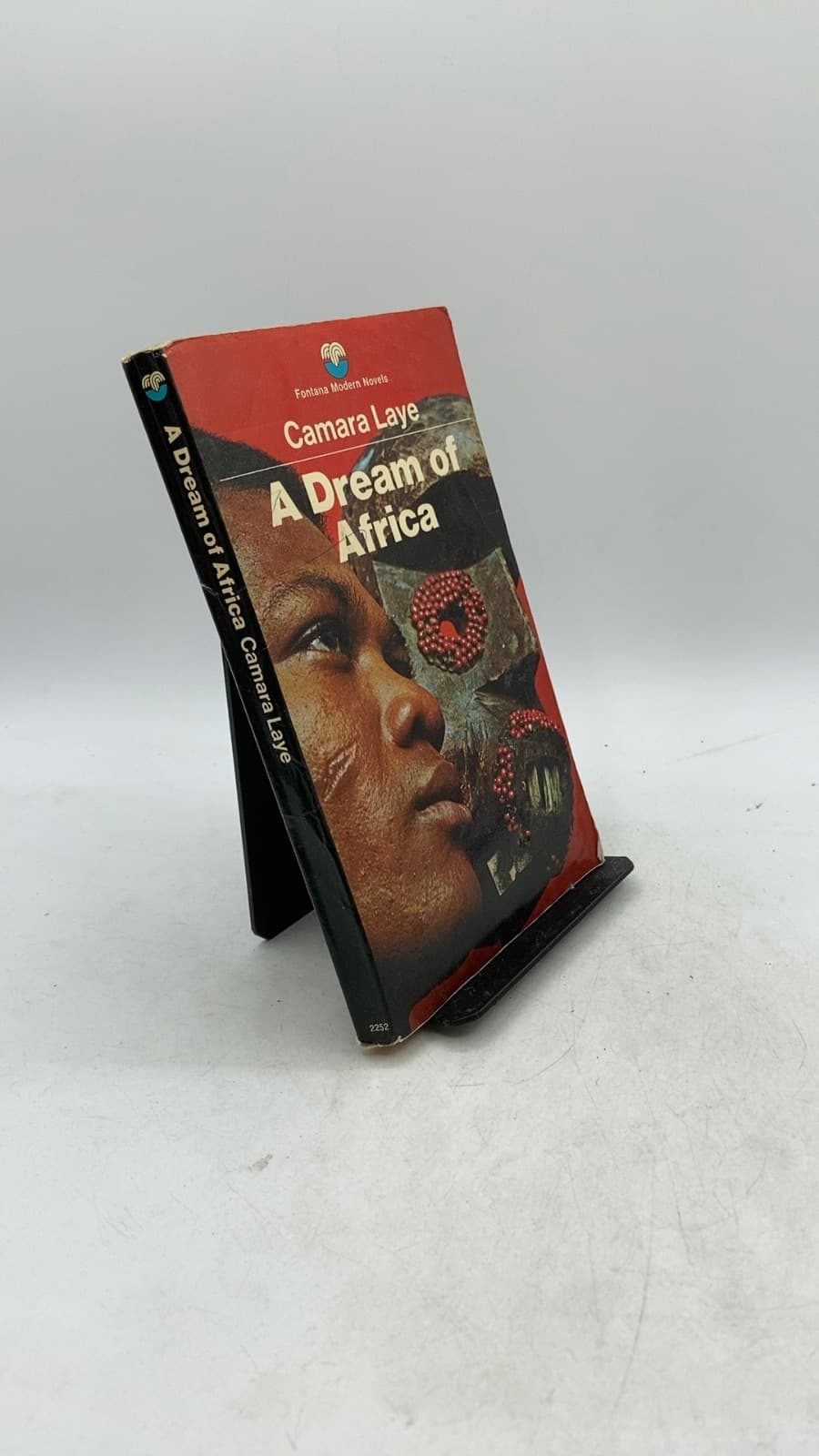A Dream of Africa by Camara Laye - front cover