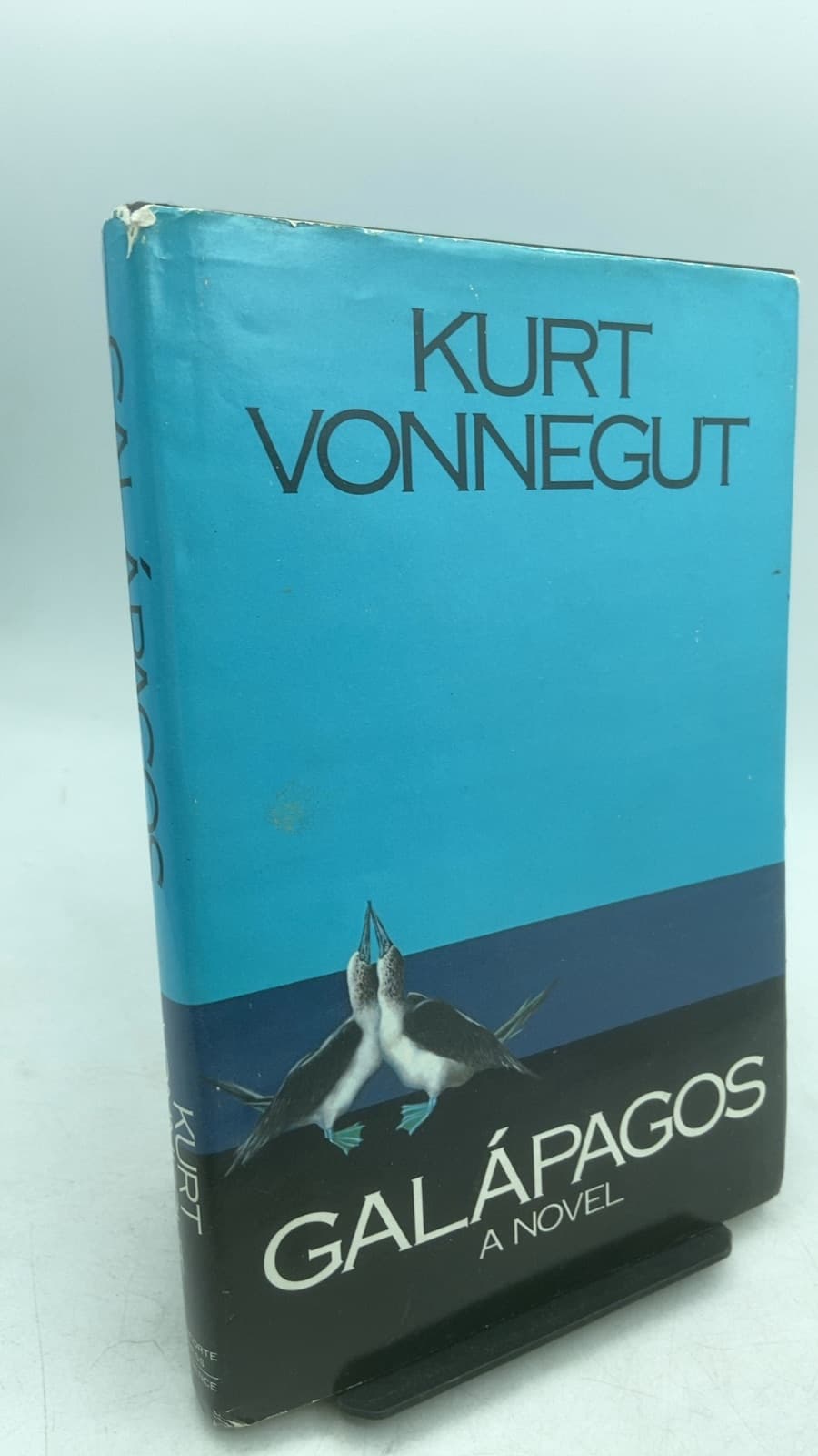 Galápagos by Kurt Vonnegut - front cover