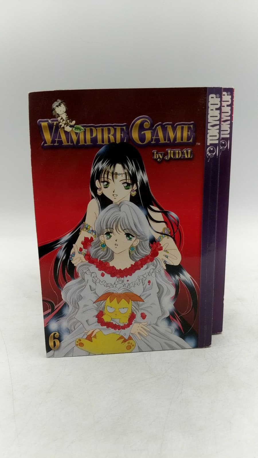 Vampire Game Volume 6 & 7 by Judal - front cover