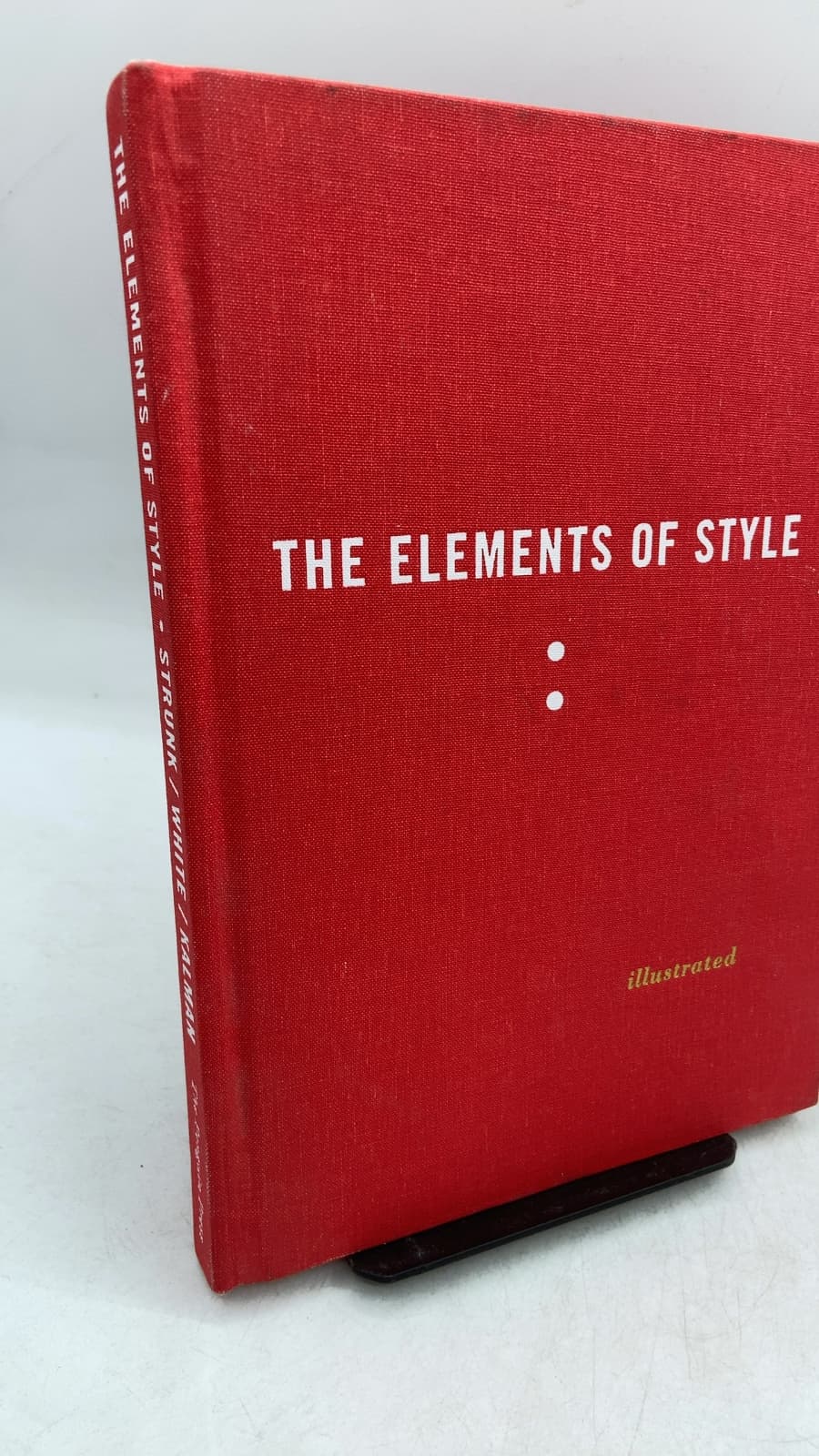 The Elements of Style by William Strunk Jr. and E. B. White - front cover