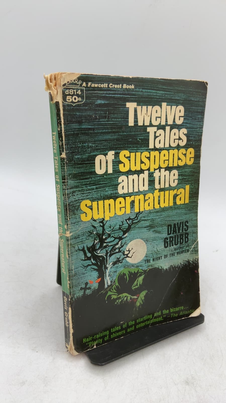 Twelve Tales of Suspense and the Supernatural by Davis Grubb - front cover