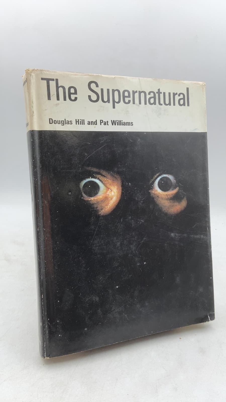 The Supernatural by Douglas Hill and Pat Williams - front cover