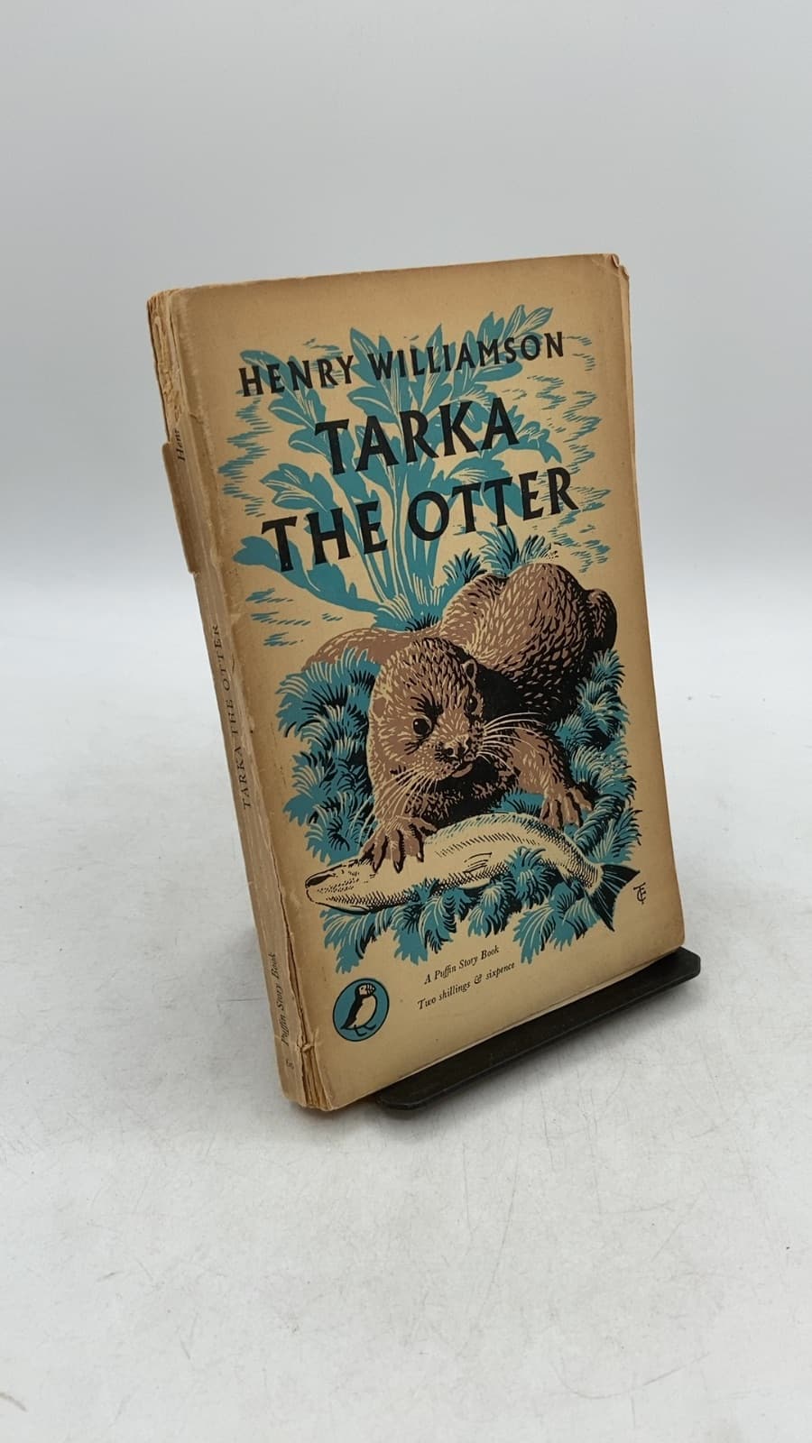 Tarka the Otter by Henry Williamson - front cover