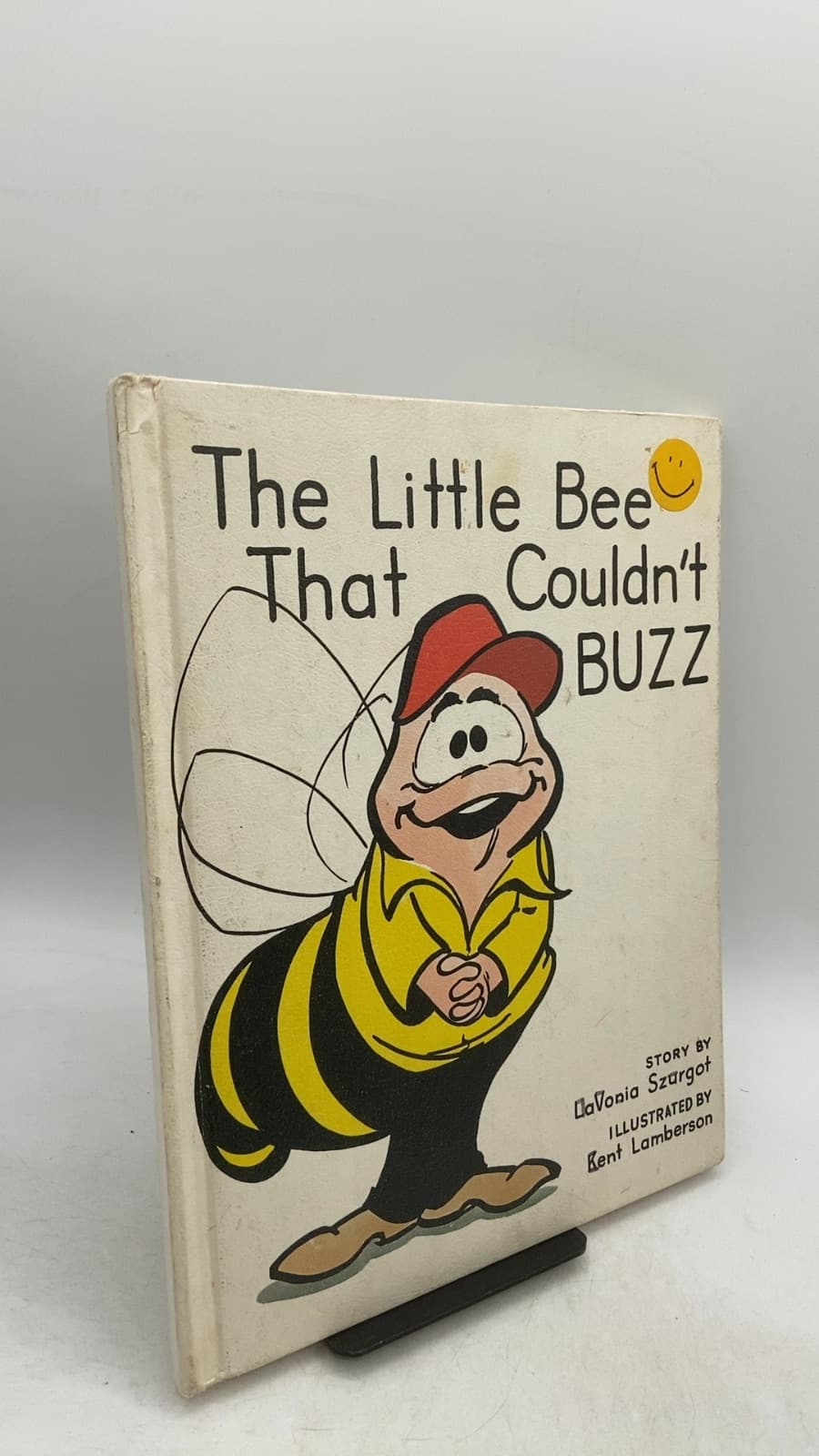 The Little Bee That Couldn't Buzz by Lavonia Szurgot - front cover