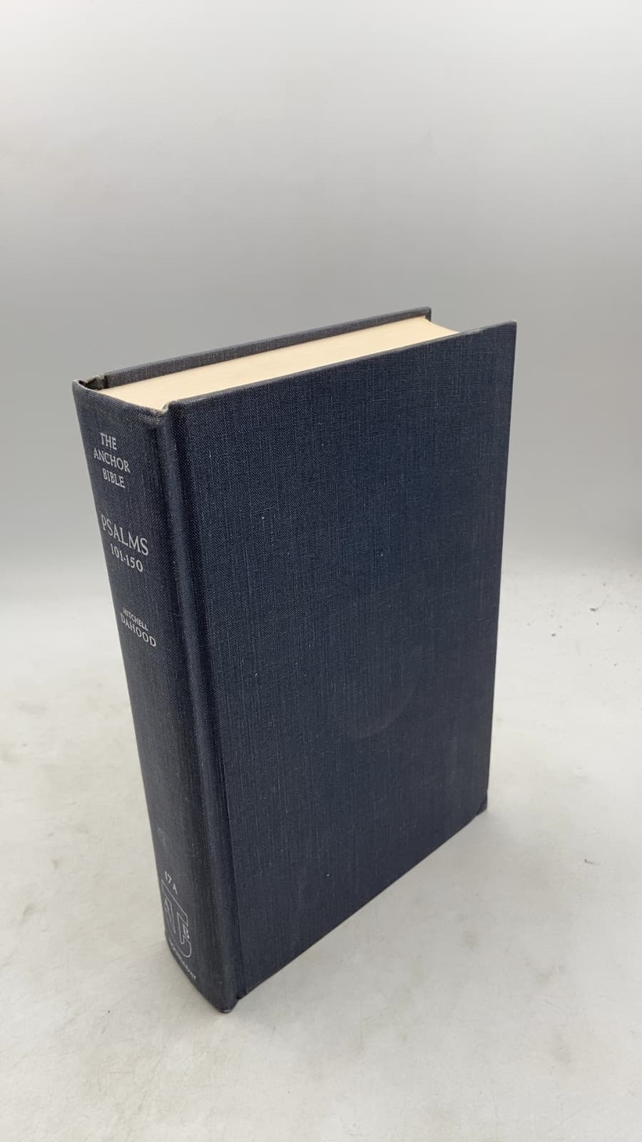 THE Anchor Bible Psalms III 101-150 by Mitchell Dahood, S. J. - front cover
