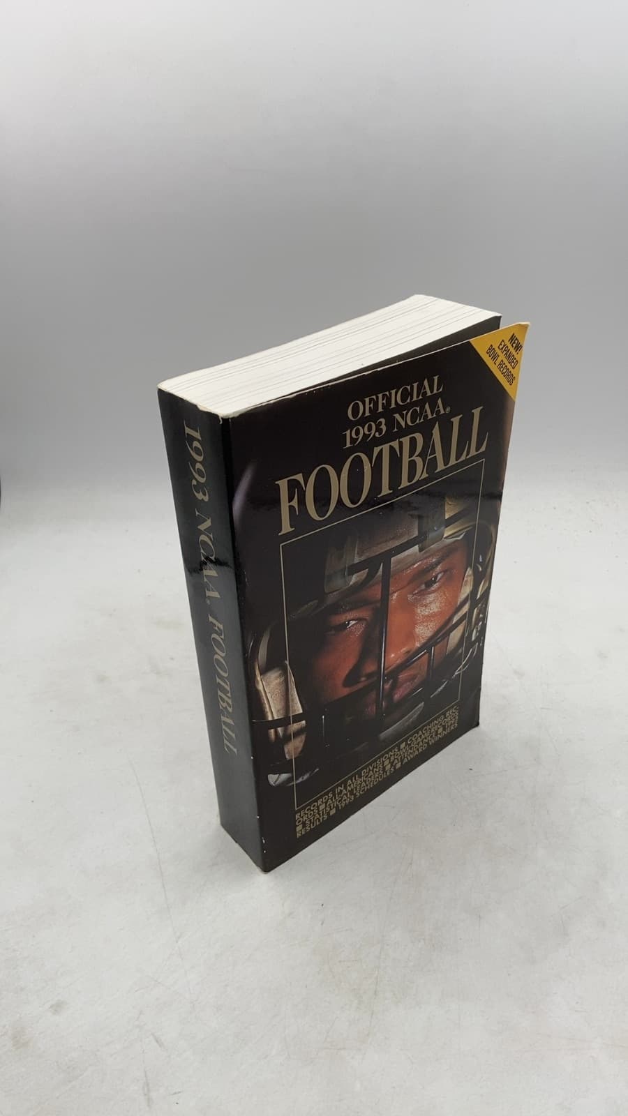 Official 1993 NCAA Football by Richard M. Campbell, John D. Painter, Sean W. Straziscar - front cover