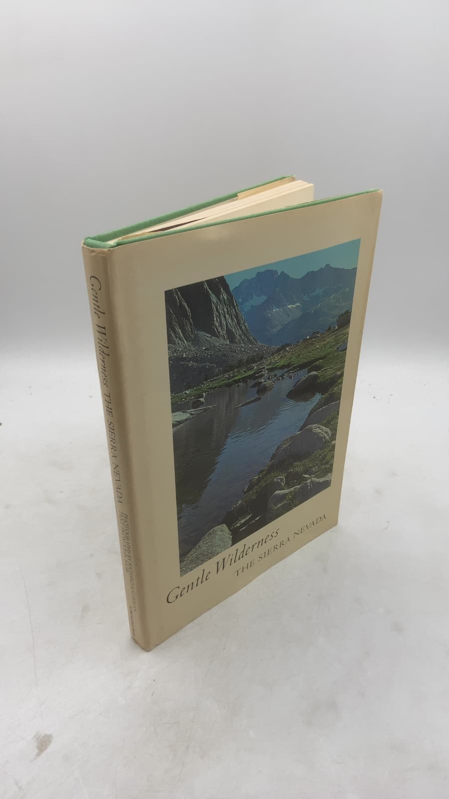 Gentle Wilderness: The Sierra Nevada