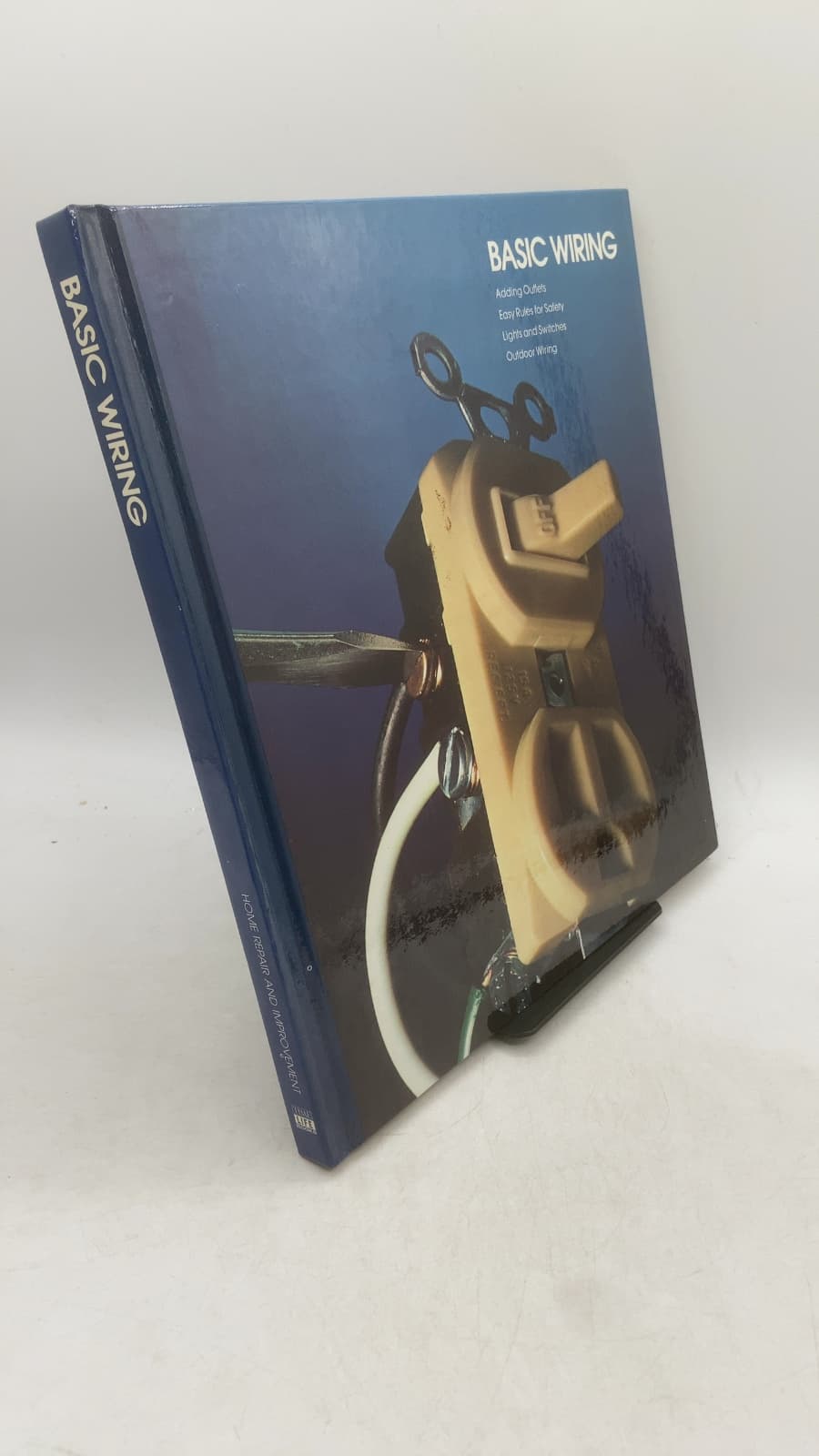 Basic Wiring by The Editors of Time-Life Books - front cover