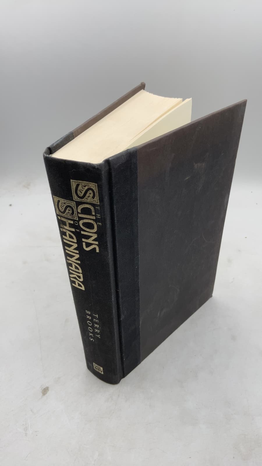 The Scions of Shannara by Terry Brooks - front cover