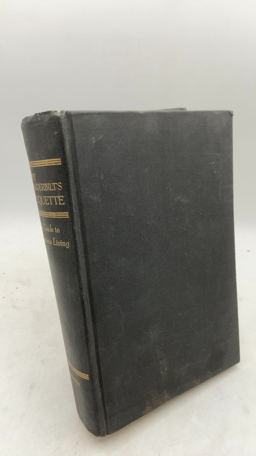 Amy Vanderbilt's Etiquette by Amy Vanderbilt - front cover
