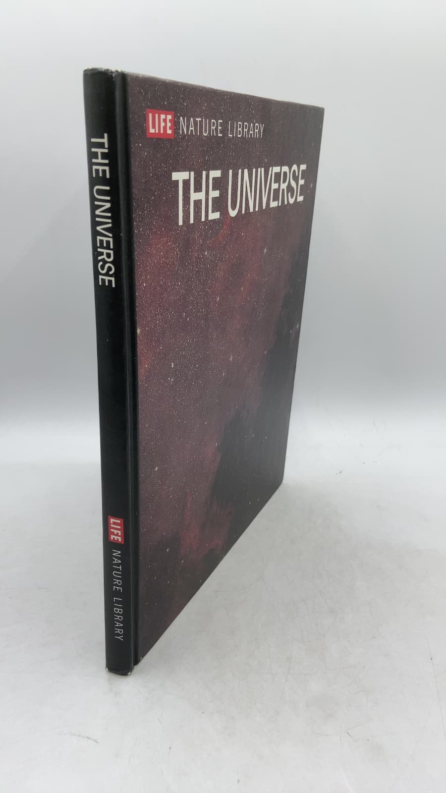 The Universe by David Bergamini - front cover