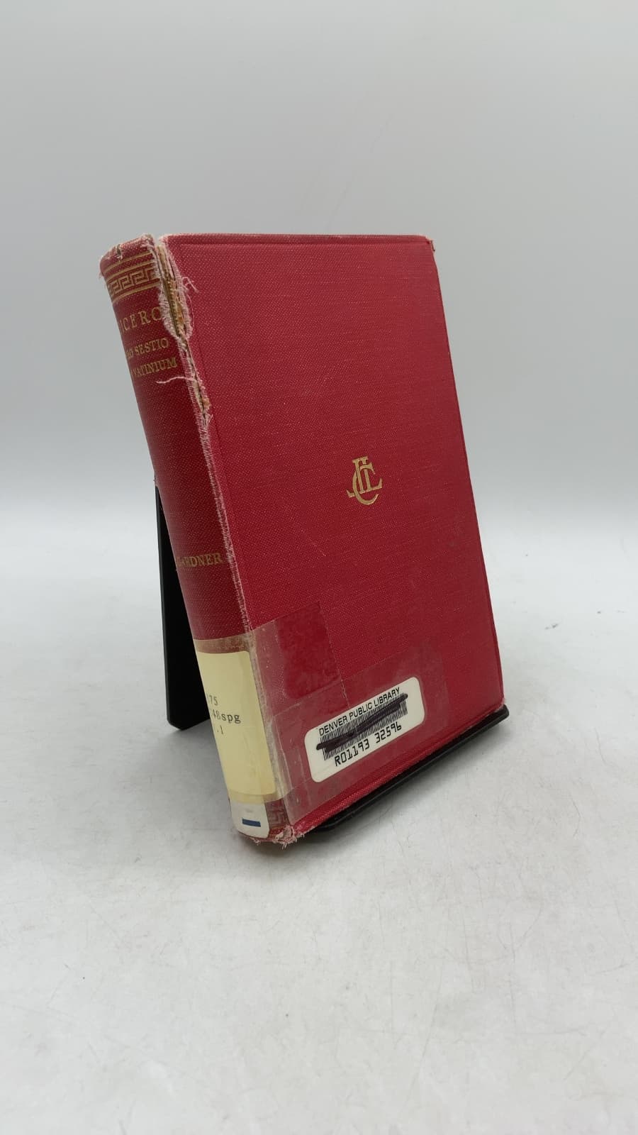 Cicero: The Speeches: Pro Sestio and In Vatinium by R. Gardner (Translator) - front cover