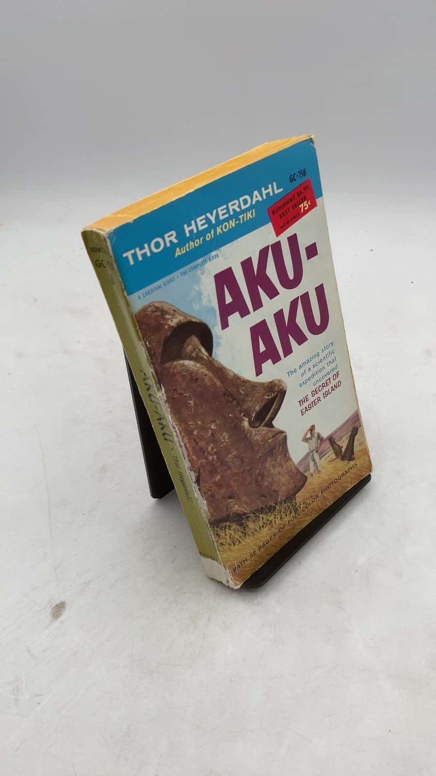 Aku-Aku: The Secret of Easter Island by Thor Heyerdahl - front cover