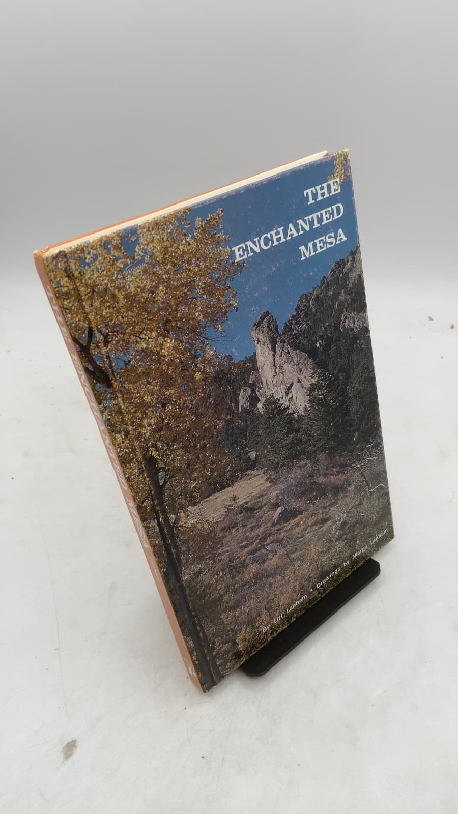 The Enchanted Mesa: An Introduction to its Natural History by Url Lanham - front cover