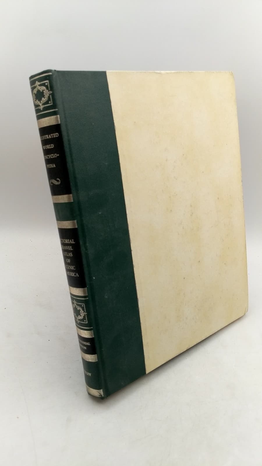 Pictorial Travel Atlas of Scenic America by E. L. Jordan - front cover