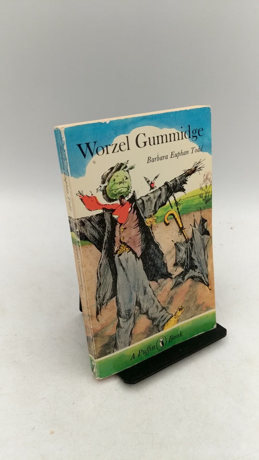 Worzel Gummidge or The Scarecrow of Scatterbrook by Barbara Euphan Todd - front cover