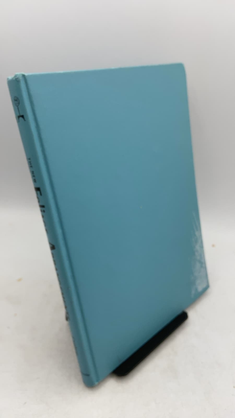 The New Book of Foliage Arrangement by Emma Hodkinson Cyphers - front cover