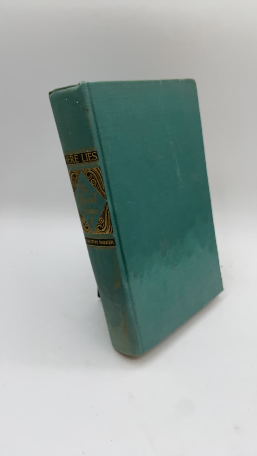 Here Lies: The Collected Stories of Dorothy Parker by Dorothy Parker - front cover