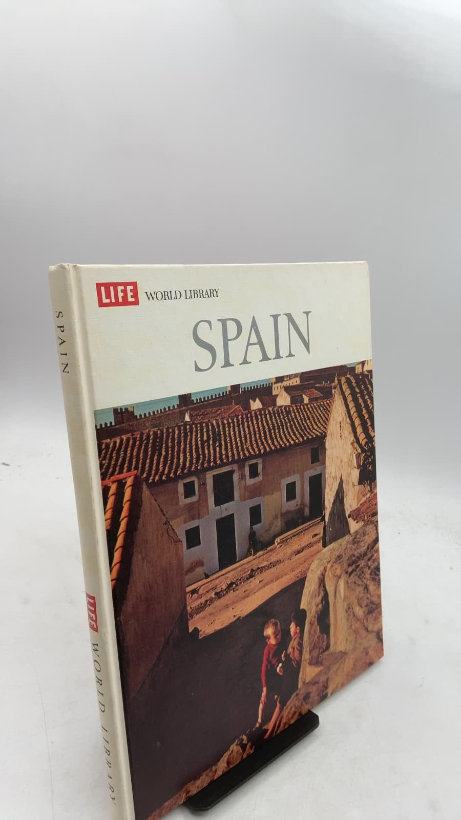 Spain by Hugh Thomas and The Editors of LIFE - front cover