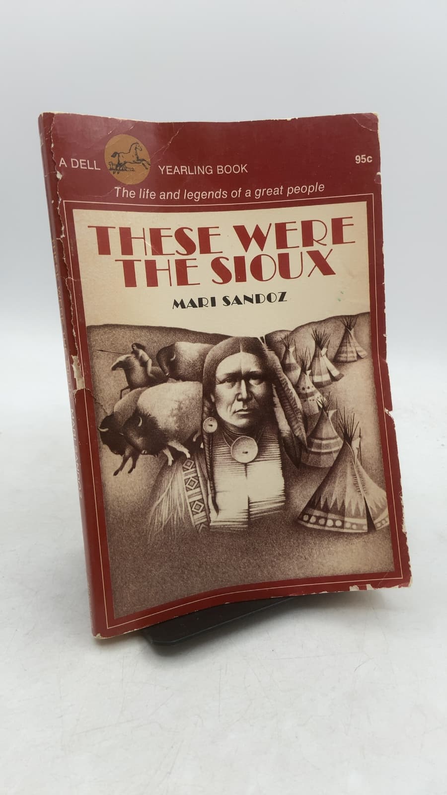 These Were the Sioux by Mari Sandoz - front cover