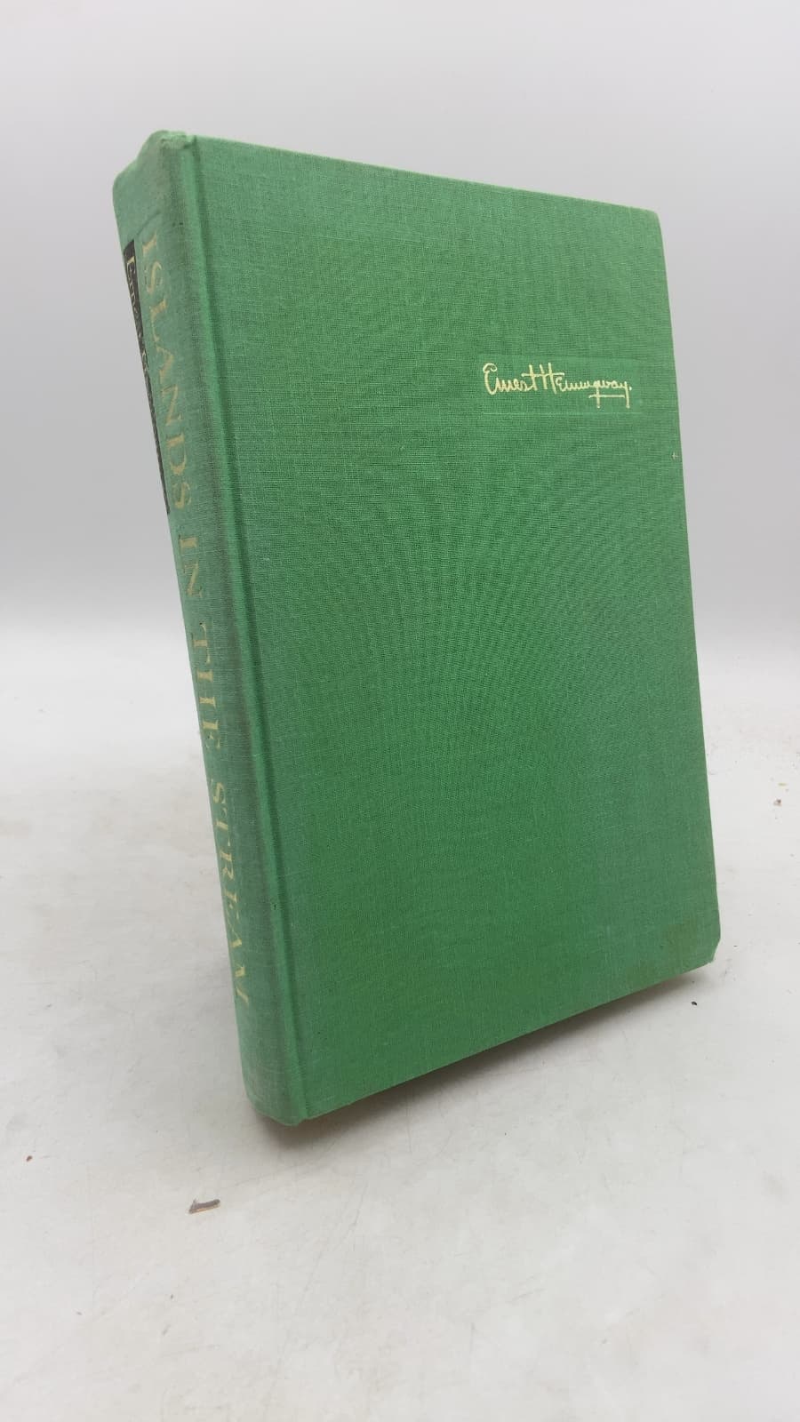 Islands in the Stream by Ernest Hemingway - front cover