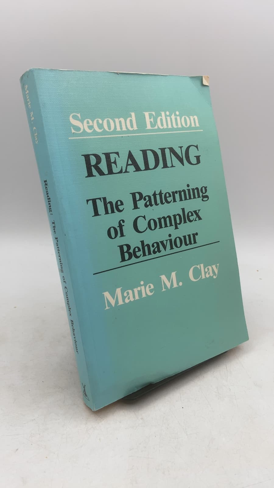 Reading: The Patterning of Complex Behaviour by Marie M. Clay - front cover