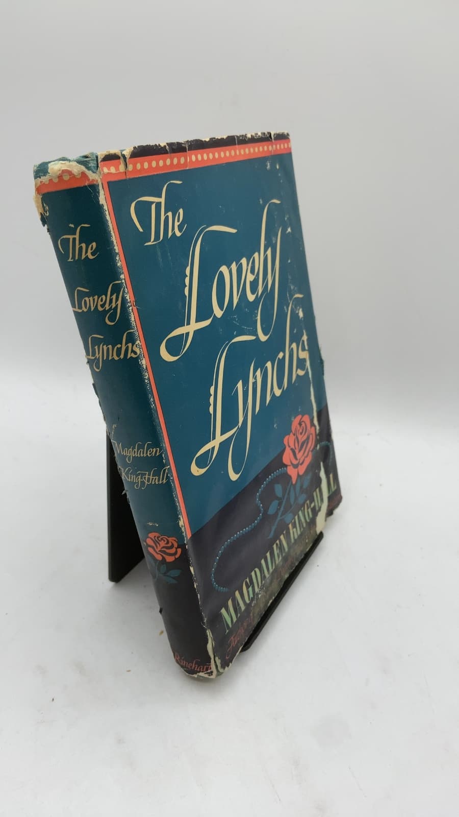 The Lovely Lynchs by Magdalen King-Hall - front cover