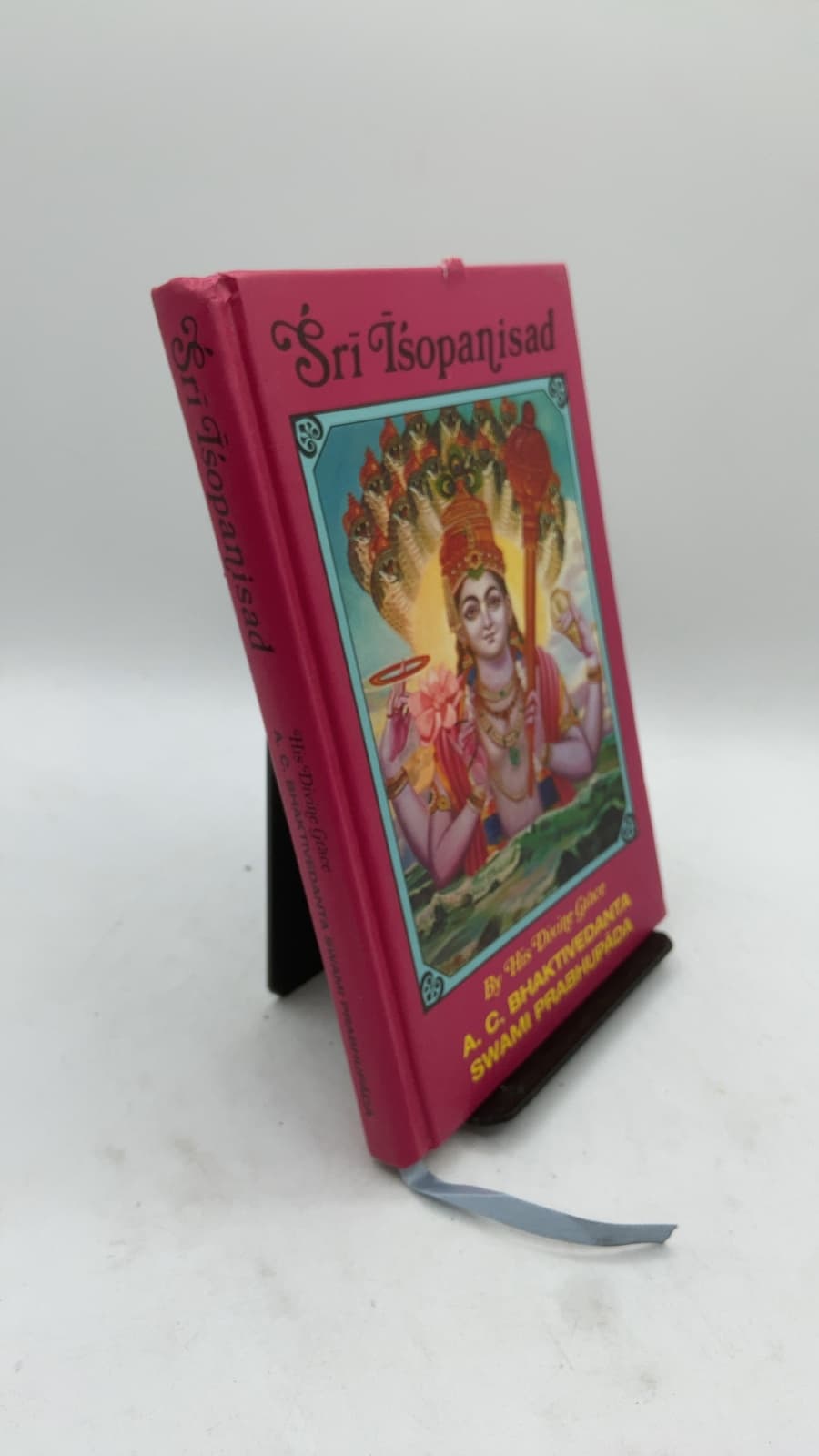 Śrī Īśopaniṣad by A. C. Bhaktivedanta Swami Prabhupāda - front cover